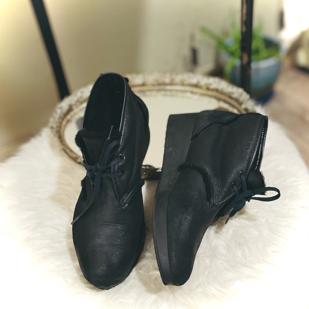 SOLD✨ROBERT CLERGERIE | 38 | Nadim Leather Sherpa Lace-Up Bootie Platform Wedge - Picture 5 of 13